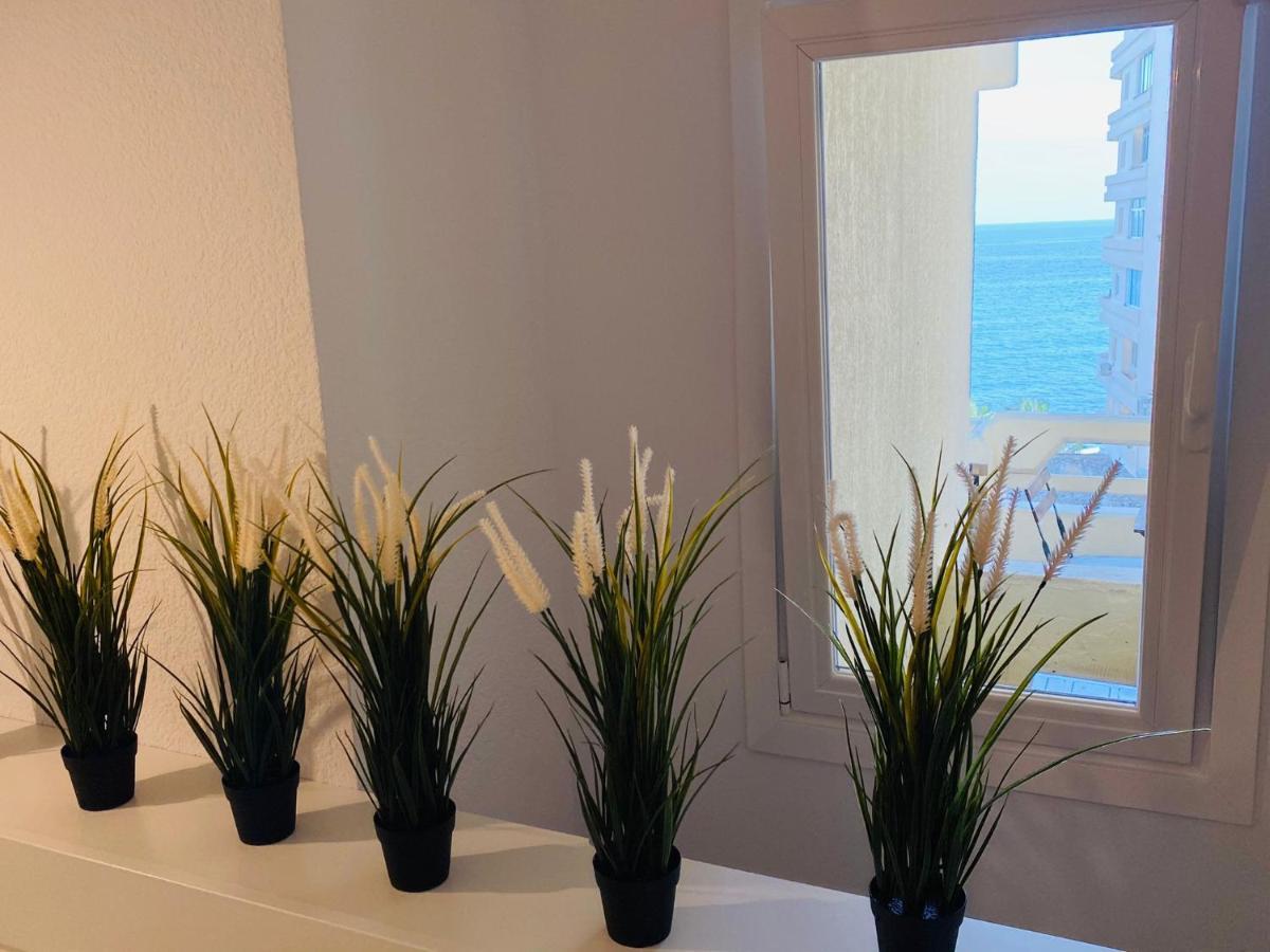 First Line! Art-Apartment On The Seafront Of Marbella With Swimming Pool ภายนอก รูปภาพ